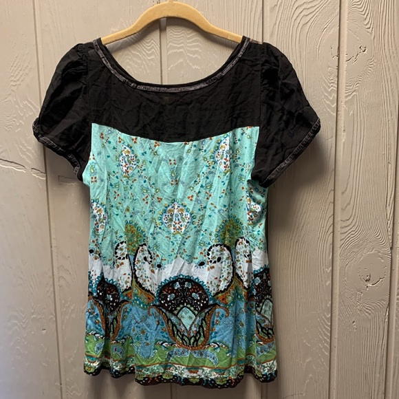 Bila Shirt - Picture 7 of 9